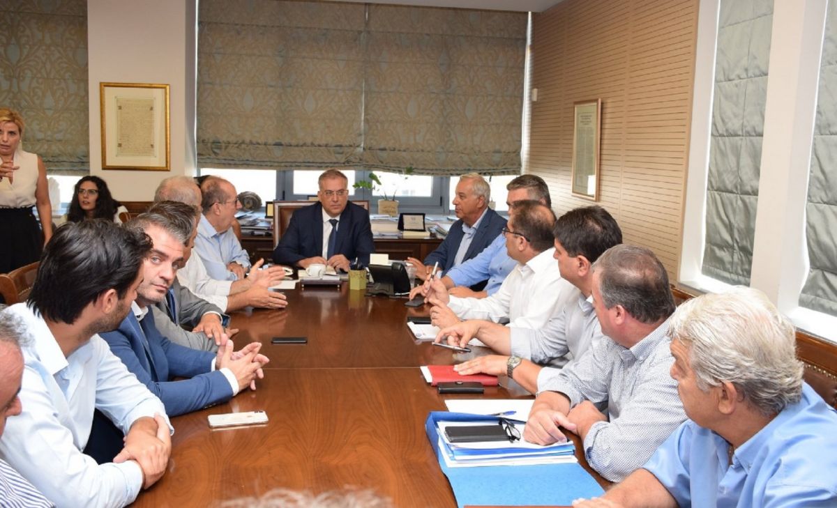 Τάκης Θεοδωρικάκος: Νομοθετική πρωτοβουλία για την κατάργηση της απλής αναλογικής στην αυτοδιοίκηση
