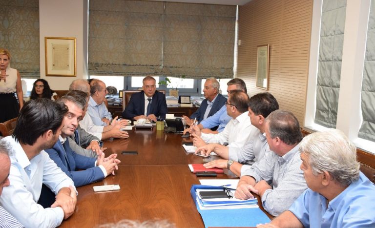 Τάκης Θεοδωρικάκος: Νομοθετική πρωτοβουλία για την κατάργηση της απλής αναλογικής στην αυτοδιοίκηση