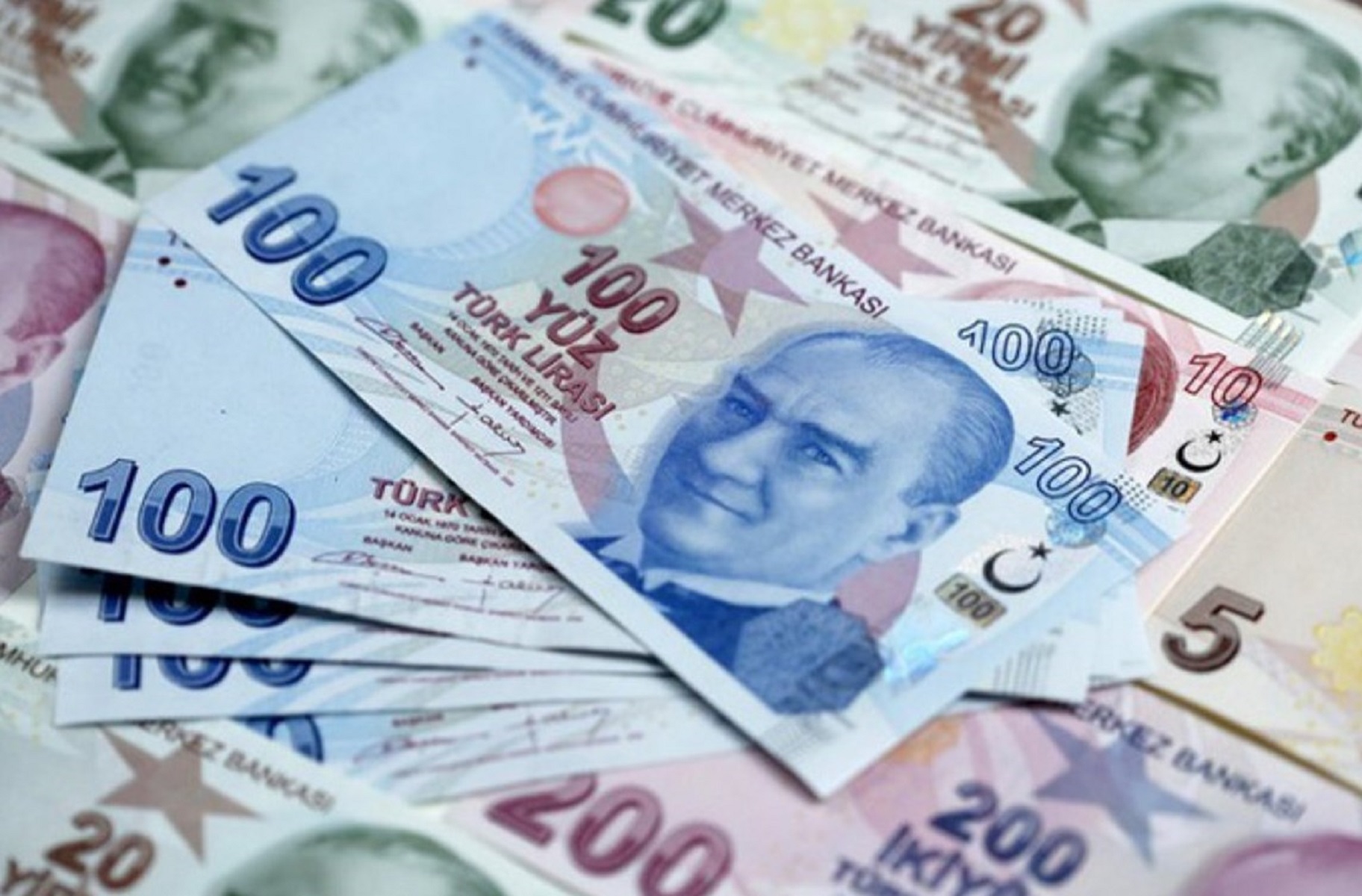 Τουρκική λίρα: Υποχώρησε σε νέο χαμηλό επίπεδο – ρεκόρ