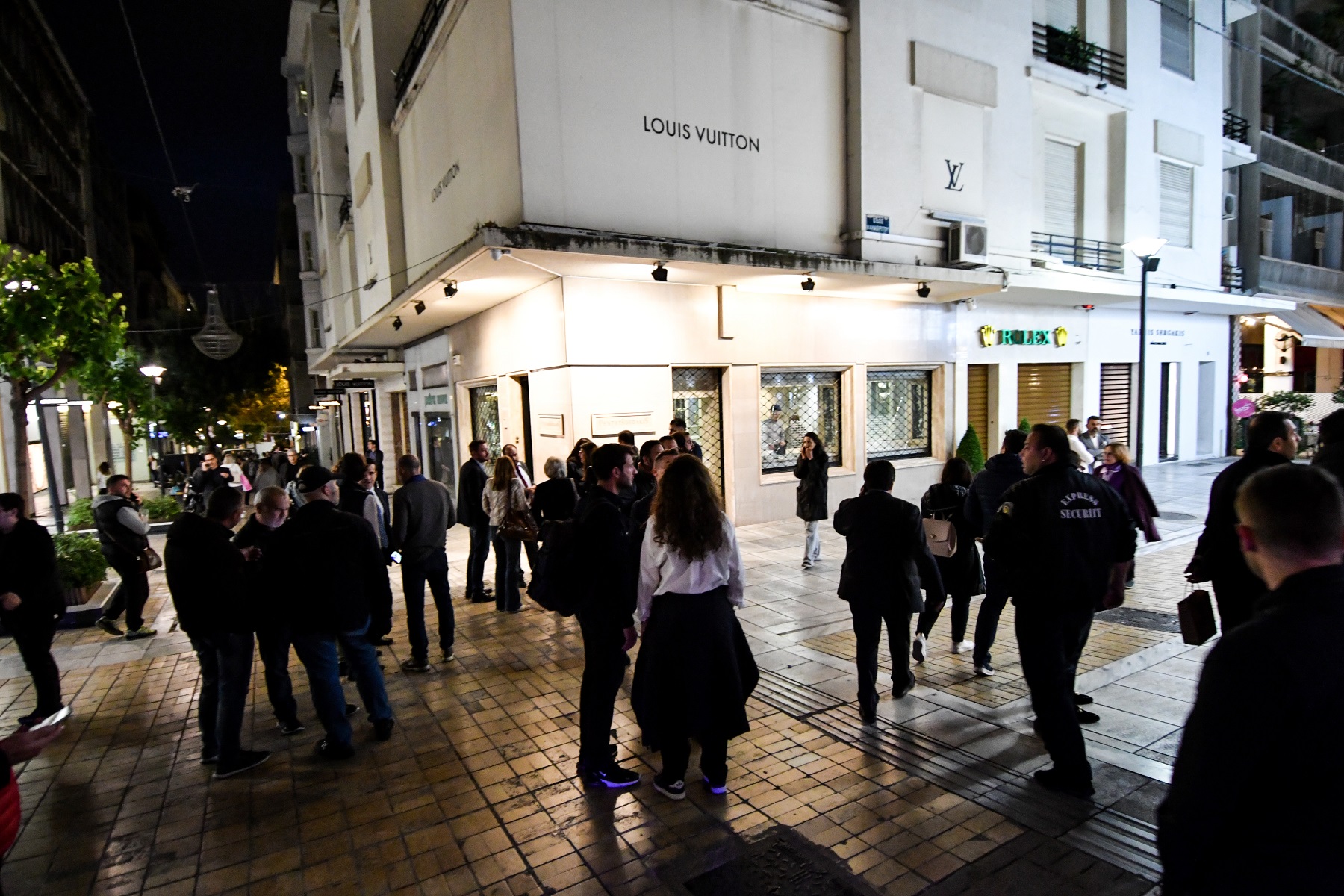 Κολωνάκι: Τρεις σεξουαλικές επιθέσεις σε ένα βράδυ στη Βουκουρεστίου