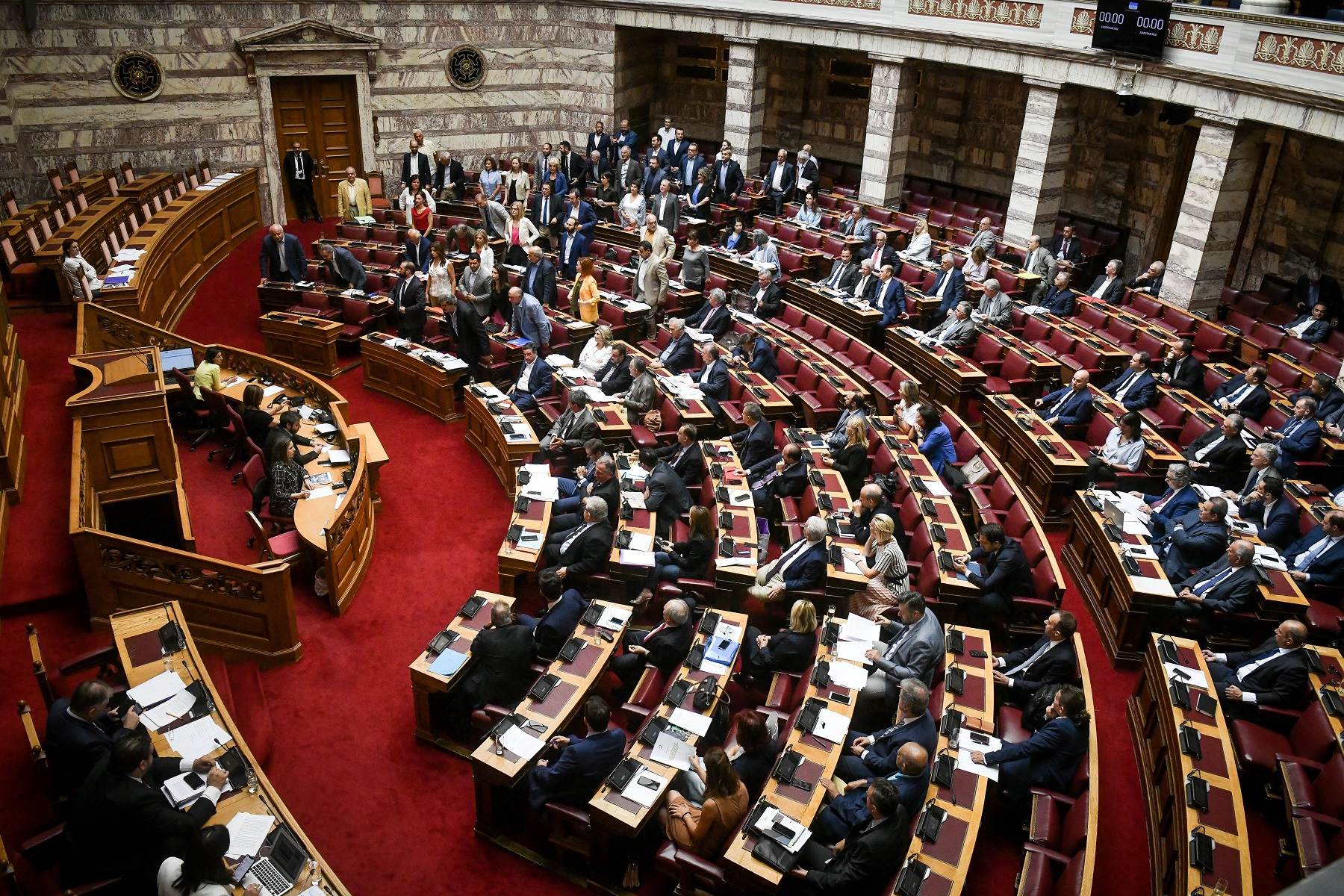 Βουλή: Σήμερα η συζήτηση για το αναπτυξιακό νομοσχέδιο