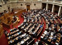 Βουλή: Υπερψηφίστηκε το νομοσχέδιο για τα διπλώματα οδήγησης – Καταψήφισαν ΣΥΡΙΖΑ και ΚΙΝΑΛ