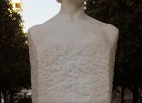 Βανδάλισαν για δεύτερη φορά  την προτομή της Λέλας Καραγιάννη