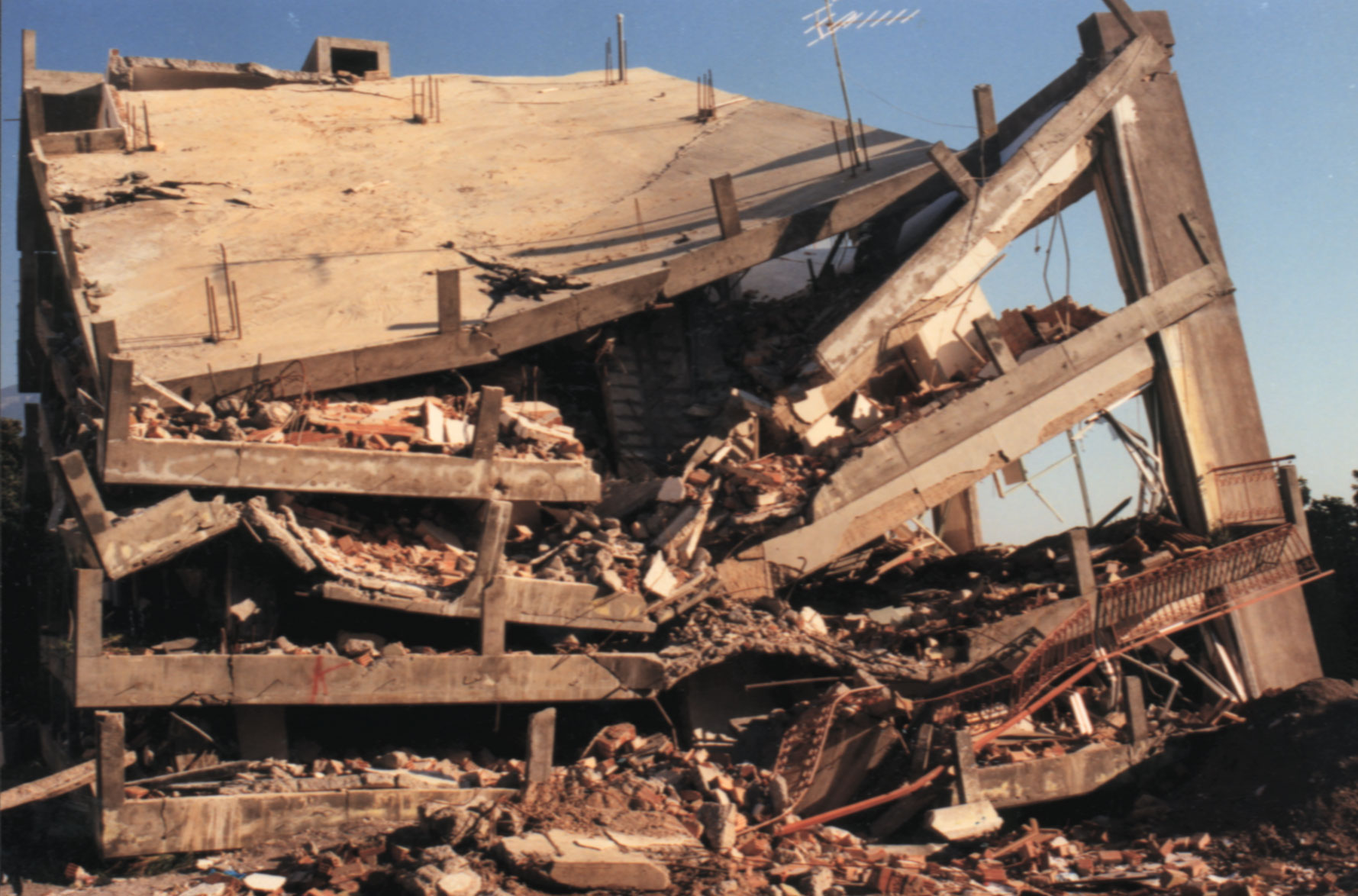 σεισμός καλαμάτα: 33 χρόνια από το φονικό σεισμό του 1986 15