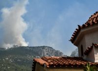 Φωτιά στο Λουτράκι: Βίντεο ντοκουμέντο – Έτσι ξεκίνησε η φωτιά