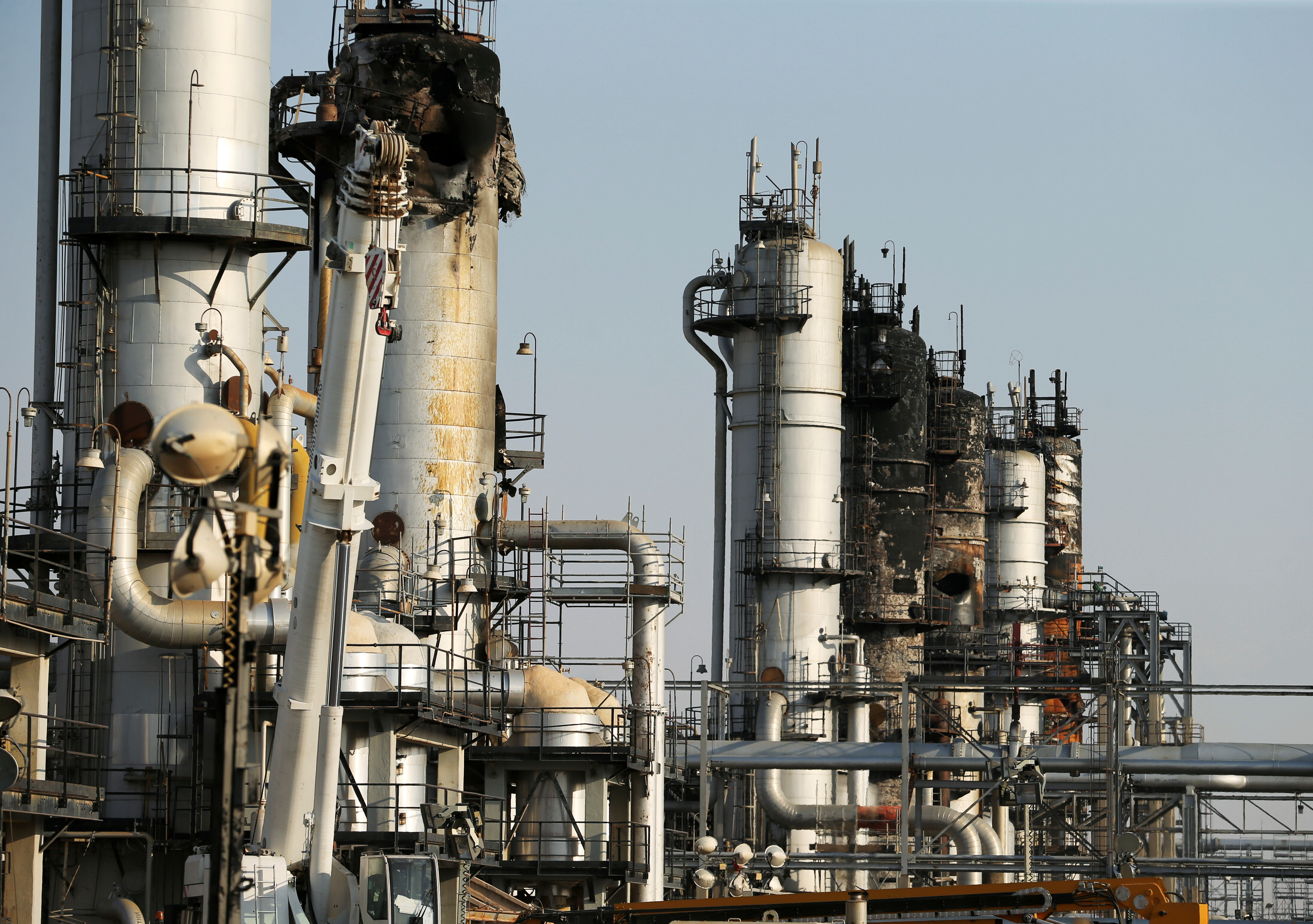Aramco: Οι πρώτες εικόνες από τις πετρελαϊκές εγκαταστάσεις μετά την επίθεση (pics)