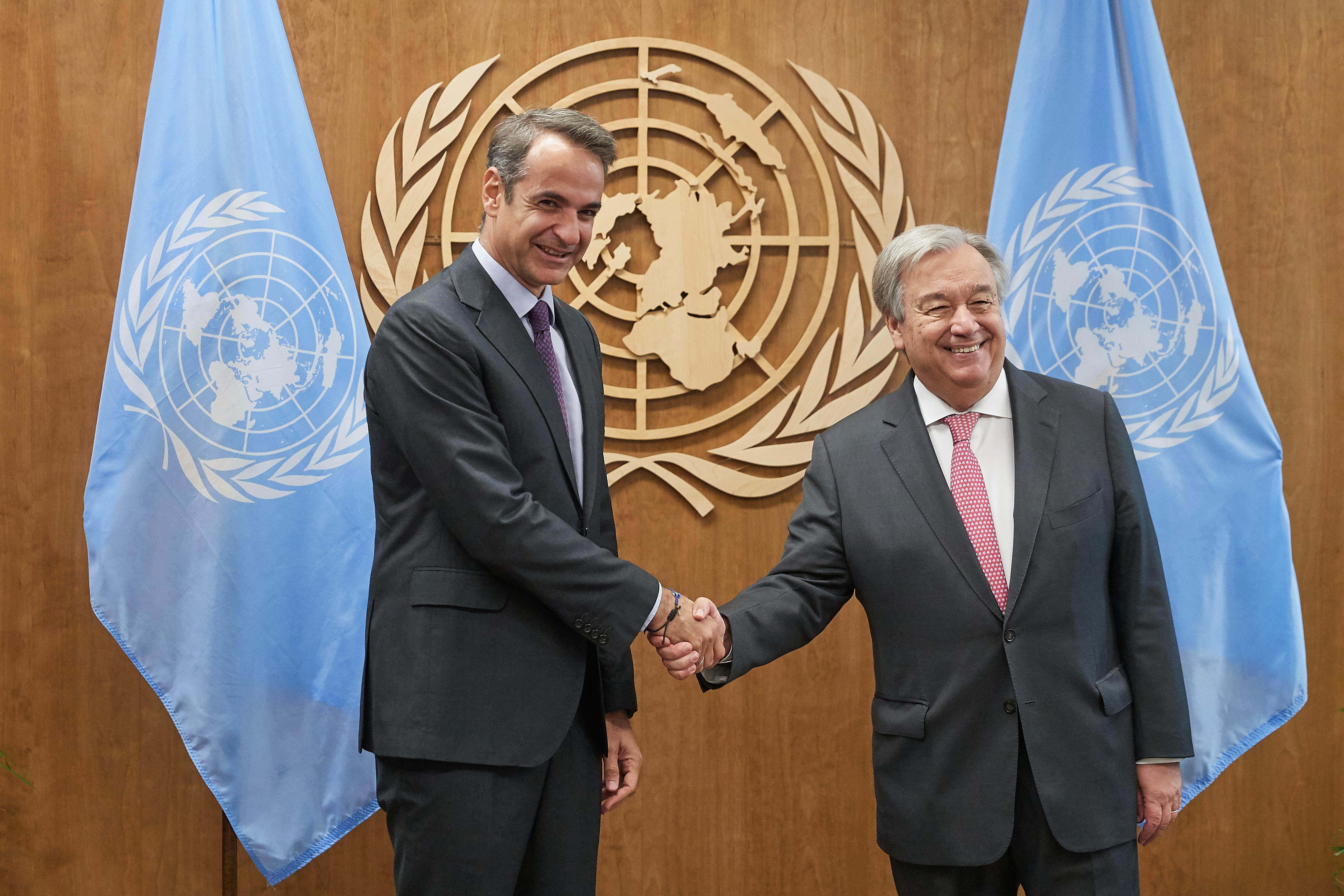 Συνάντηση Μητσοτάκη – Γκουτέρες : Το Κυπριακό και κλιματική αλλαγή στο επίκεντρο της συζήτησης