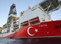 Τουρκία: Ξεκίνησε νέες γεωτρήσεις ο “Πορθητής” – Συνεχίζουν να προκαλούν οι Τούρκοι