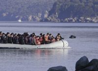 Μεταναστευτικό: 128 μετανάστες και πρόσφυγες έφτασαν και 137 έφυγαν από τα νησιά Μεταναστευτικό: 128 μετανάστες και πρόσφυγες έφτασαν και 137 έφυγαν από τα νησιά