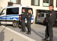 Γερμανία: Πρόσφυγας κρατάει όμηρο ένα μωρό
