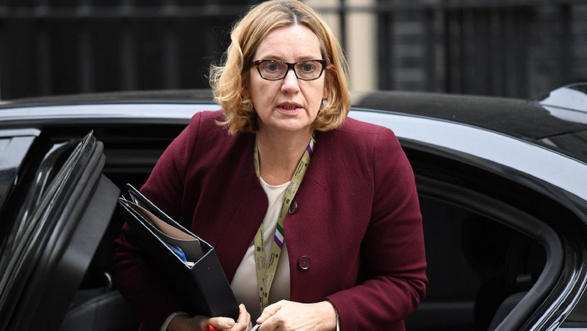 Brexit: Νέο πλήγμα για τον Μπόρις Τζόνσον – Παραιτήθηκε η υπουργός Εργασίας Άμπερ Ραντ