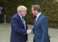 Brexit: Συνομιλίες Μπόρις Τζόνσον με Ευρωπαίους ηγέτες στις ΗΠΑ