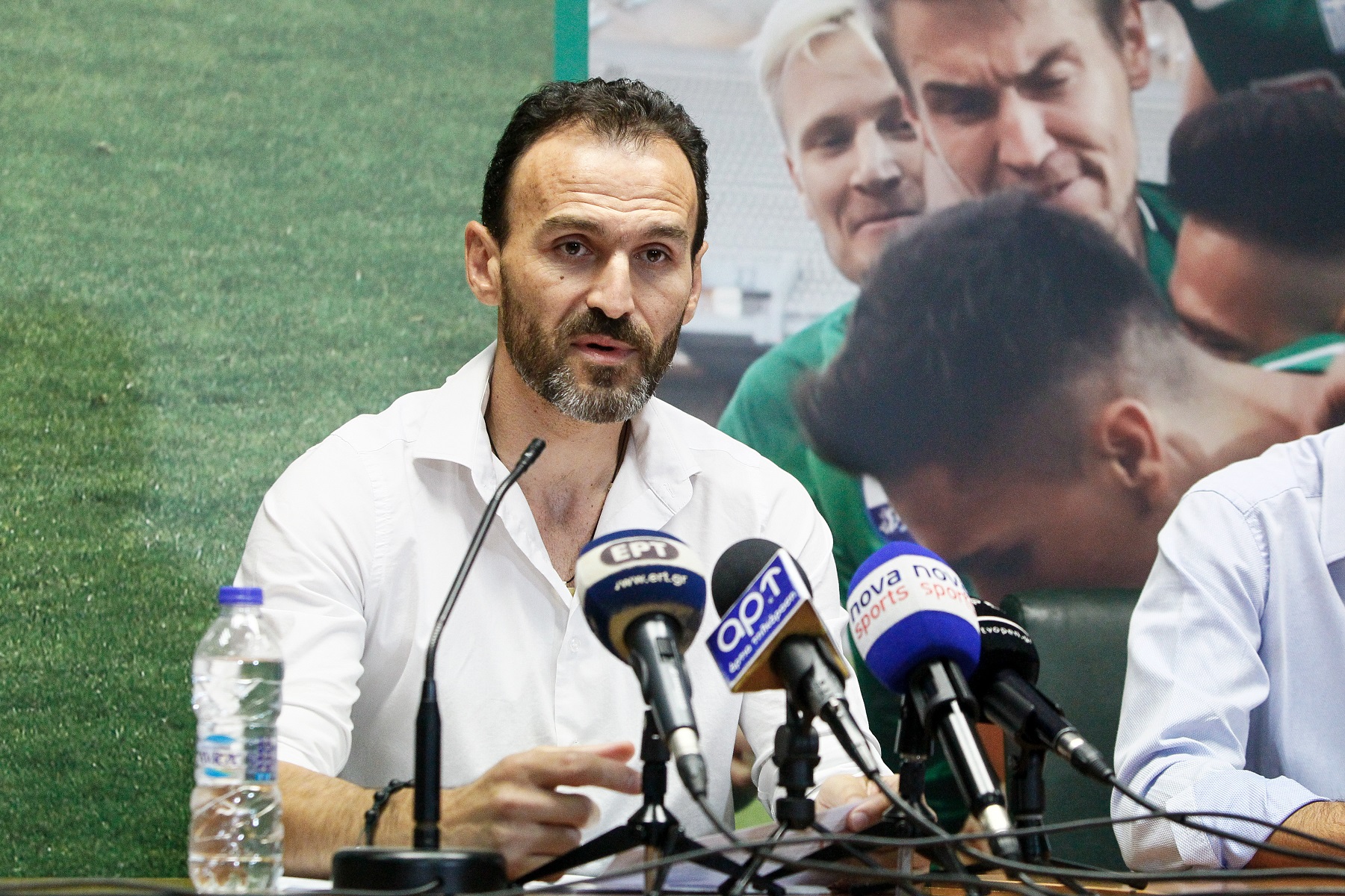 Νίκος Νταμπίζας: «Πρέπει με τον κόσμο να είμαστε ένα – Πιο κοντά στην ομάδα ο Αλαφούζος»