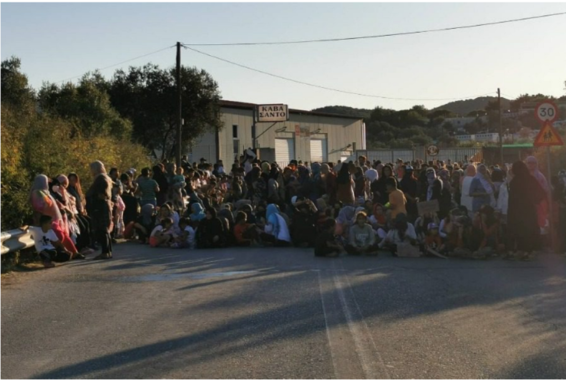 Προσφυγικό κλειστές δομές: Επιμένει στο σχέδιο της η κυβέρνηση