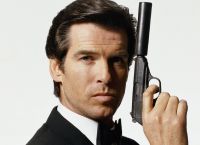 Πιρς Μπρόσναν: Θέλει να δει γυναίκα Τζέιμς Μποντ