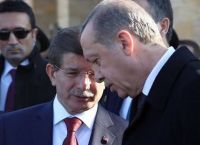 Ρετζέπ Ταγίπ Ερντογάν: Διαγράφει τον Νταβούτογλου από το κόμμα
