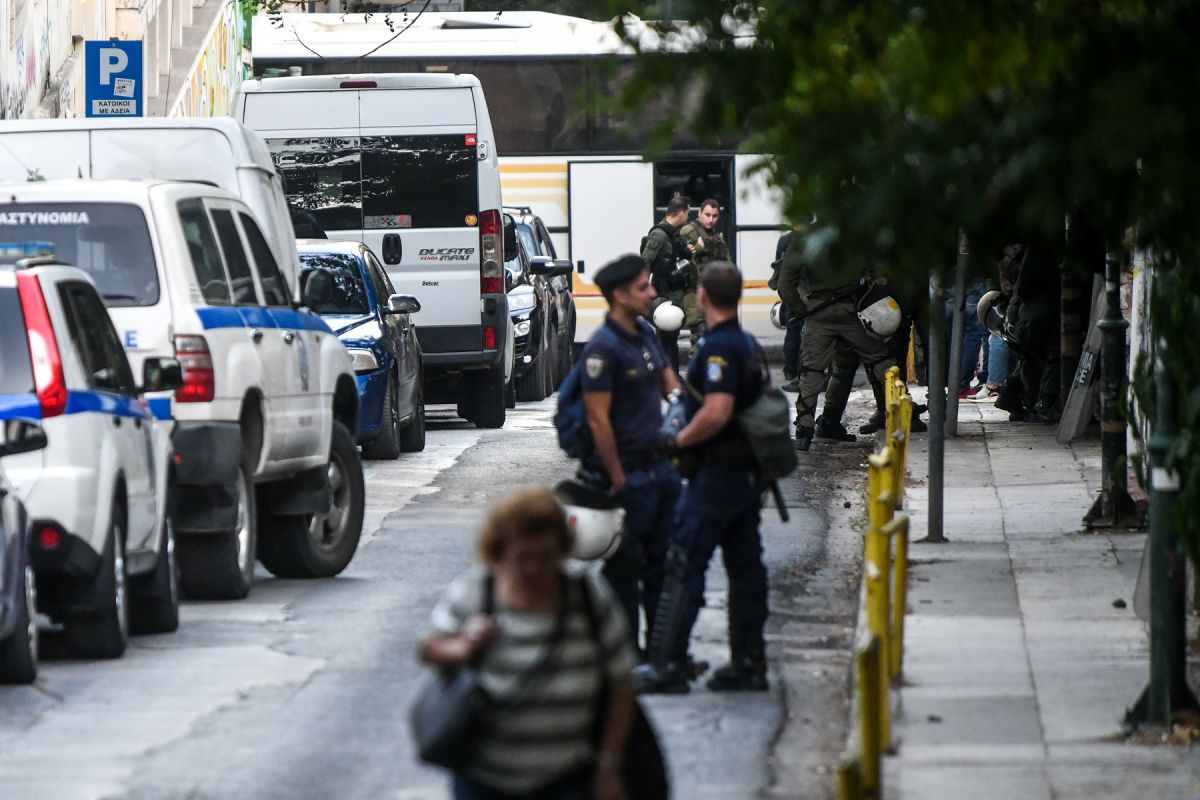 Εξάρχεια: Νέα επιχείρηση της ΕΛΑΣ για εκκένωση κτιρίου που τελούσε υπό κατάληψη