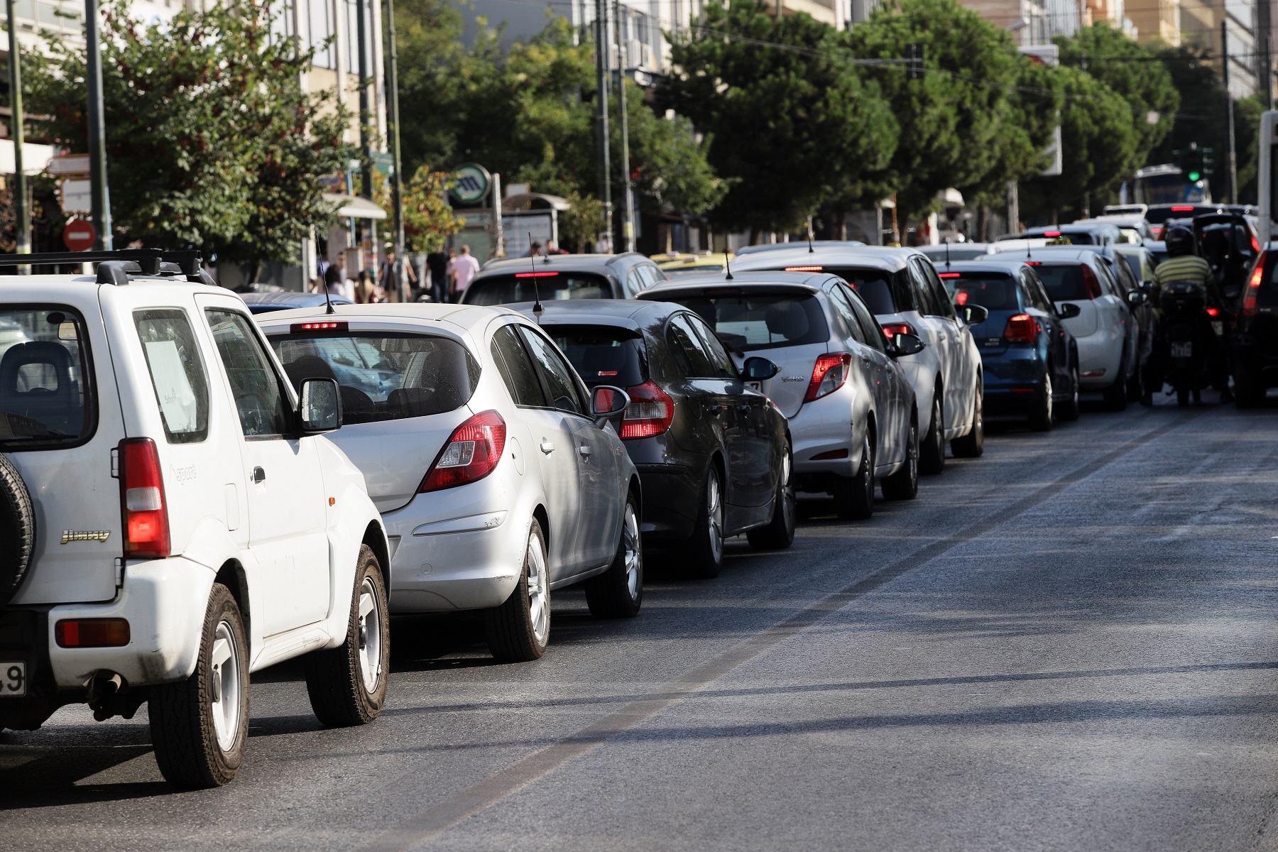Κίνηση στους δρόμους: “Παραλύει” το κέντρο – Συγκέντρωση φοιτητών στο Σύνταγμα
