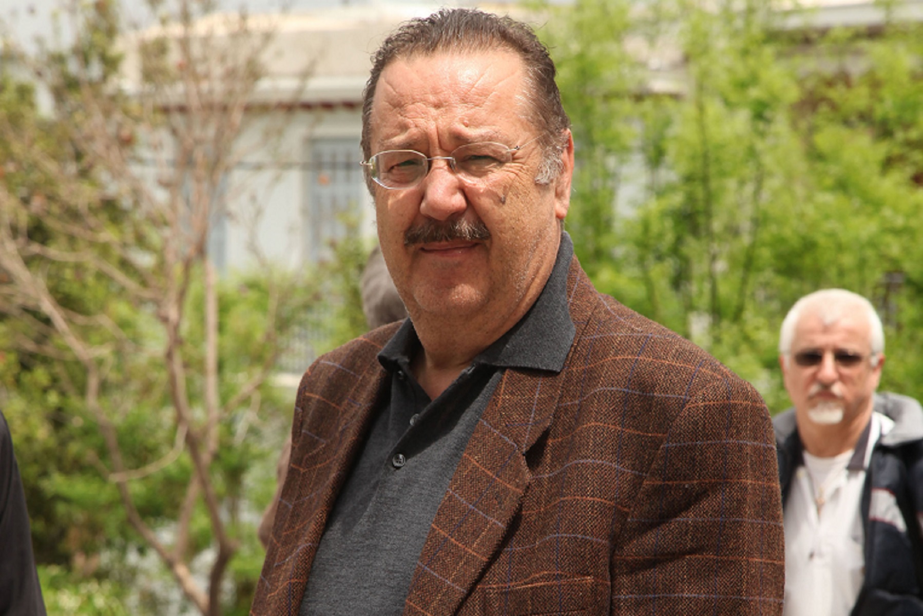 Τάσος Κωστής: Μιλά για πρώτη φορά για τον θάνατο του Πάνου Χατζηκουτσέλη