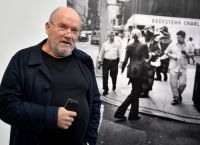 Πέτερ Λίντμπεργκ: Πέθανε ο γνωστός φωτογράφος μόδας