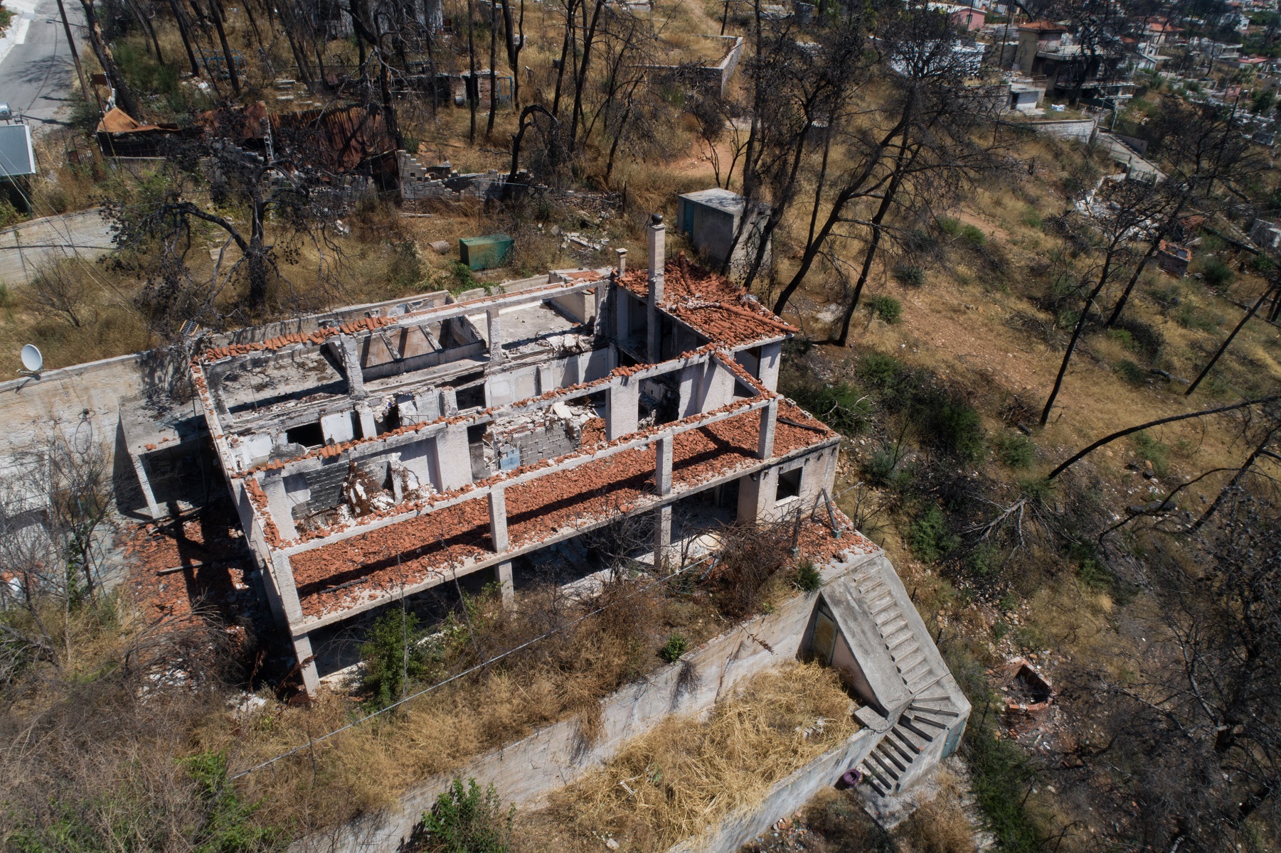 Βουλή: Τι περιλαμβάνει το νομοσχέδιο που κατατέθηκε για την ανάπλαση στο Μάτι