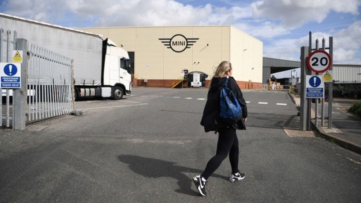 Brexit: Η ευρωπαϊκή αυτοκινητοβιομηχανία προειδοποιεί για τις συνέπειες εξόδου χωρίς συμφωνία