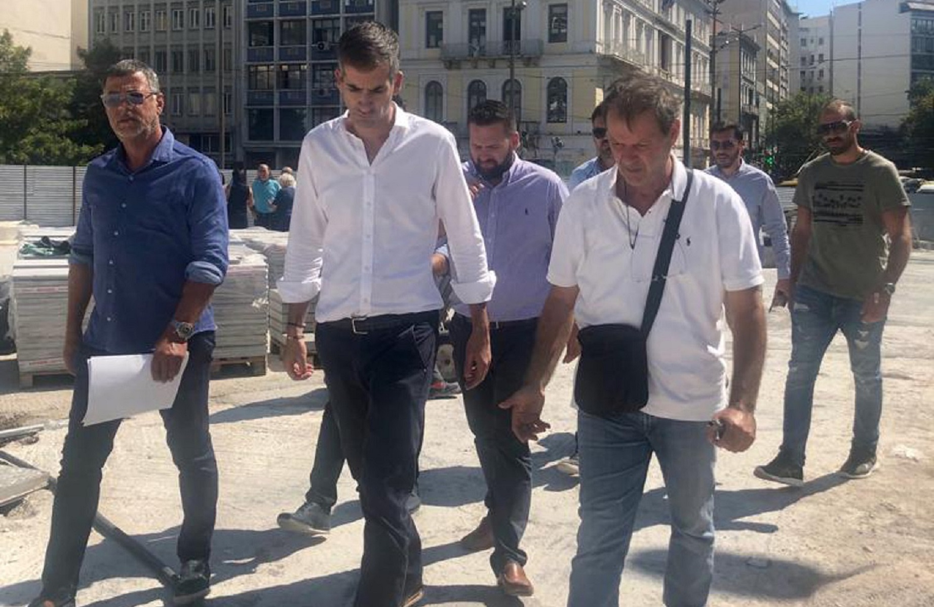 Κώστας Μπακογιάννης: Επισκέφτηκε το εργοτάξιο της Ομόνοιας –  Ζήτησε να «τρέξουν» πιο γρήγορα τα έργα