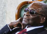 Ρόμπερτ Μουγκάμπε: Πέθανε σε ηλικία 95 ετών