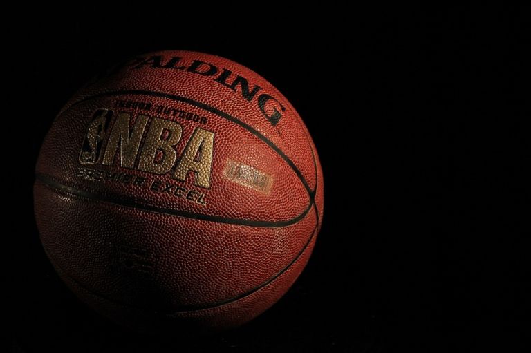 Μεγάλη αλλαγή στους κανονισμούς του μπάσκετ εξετάζει το NBA