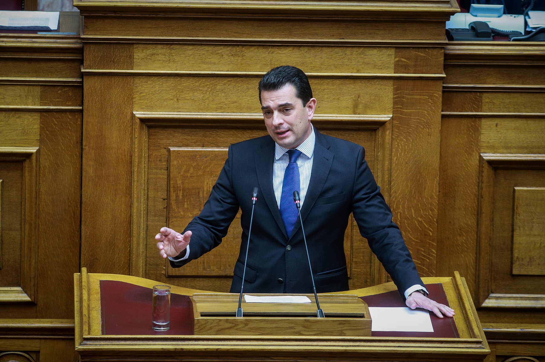 Κώστας Σκρέκας: Με “μπουτίκ” προϊόντα θα μπορέσει η Ελλάδα να καταστεί ανταγωνιστική