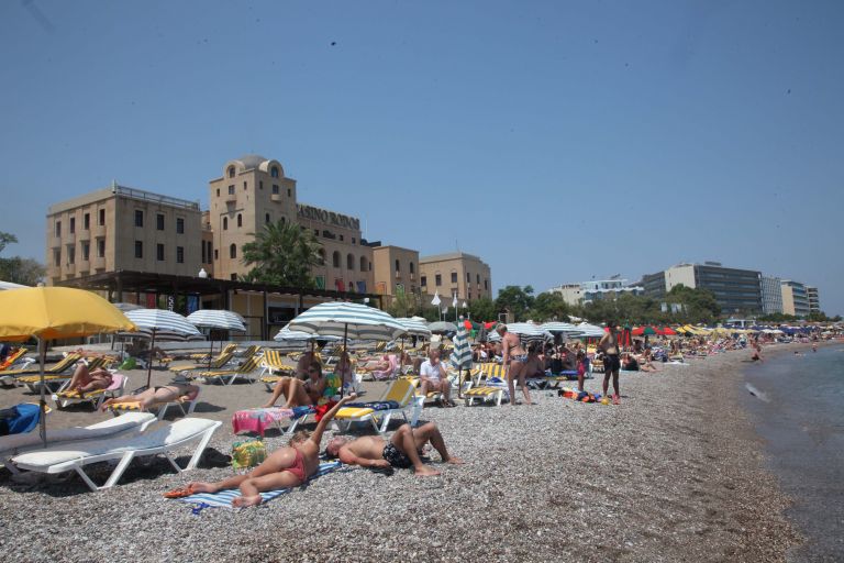 Τουρισμός Ελλάδα: Όλα όσα αποφασίστηκαν στη σύσκεψη στο Μαξίμου