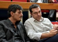 Αλέξης Τσίπρας: Στα επίσημα του ΟΑΚΑ, δίπλα στον Δημήτρη Γιαννακόπουλο (pics) Αλέξης Τσίπρας: Στα επίσημα του ΟΑΚΑ, δίπλα στον Δημήτρη Γιαννακόπουλο (pics)