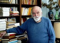 Νάνος Βαλαωρίτης: Έφυγε από τη ζωή ο καταξιωμένος ποιητής Νάνος Βαλαωρίτης: Έφυγε από τη ζωή ο καταξιωμένος ποιητής