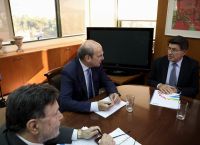 Kωστής Χατζηδάκης: Κανένας λόγος πανικού από την άνοδο των διεθνών τιμών πετρελαίου