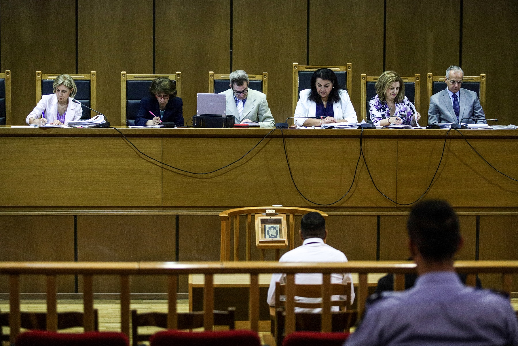 Δίκη Χρυσής Αυγής: Τέσσερις μήνες φυλάκισης σε Παναγιώταρο και Μπαρμπαρούση