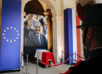 Γαλλία: Ύστατος φόρος τιμής στον Ζακ Σιράκ Γαλλία: Ύστατος φόρος τιμής στον Ζακ Σιράκ
