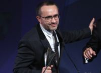 Αντρέι Ζβιάγκιντσεφ: Ο Ρώσος σκηνοθέτης ζητά από τον Πούτιν να παρέμβει στην υπόθεση του Πάβελ Ουστίνοφ