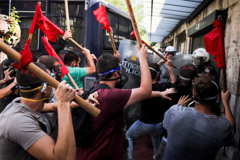 Επεισόδια στο φοιτητικό συλλαλητήριο στην Αθήνα