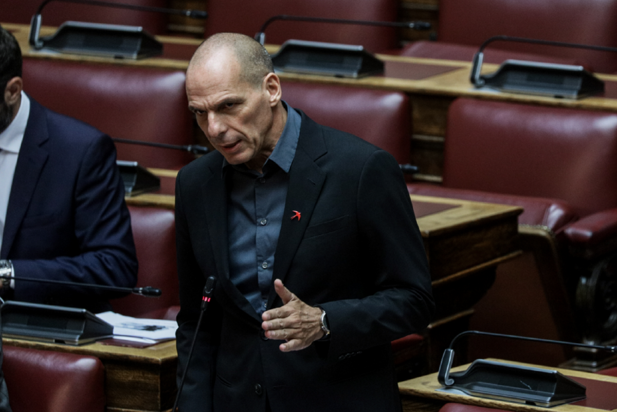Γιάνης Βαρουφάκης: «Όχι» από τη Βουλή στην άρση ασυλίας του