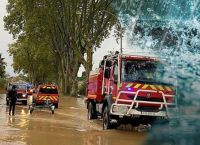 Γαλλία: Σφοδρή κακοκαιρία πλήττει τη χώρα – Τρεις νεκροί (vid)