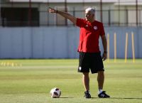 Ολυμπιακός: Ο Νικοπολίδης δοκιμάζει δύο ομογενείς στου Ρέντη