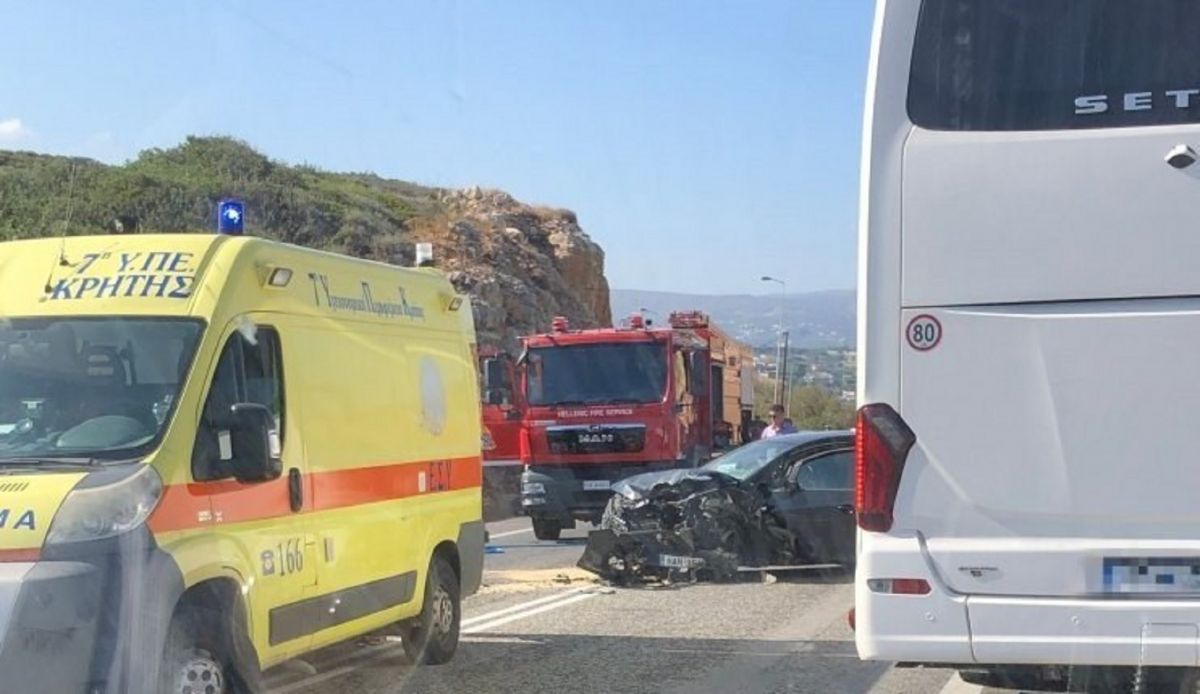 Ρέθυμνο: Ώρες αγωνίας για τα δύο κοριτσάκια που τραυματίστηκαν στο τροχαίο