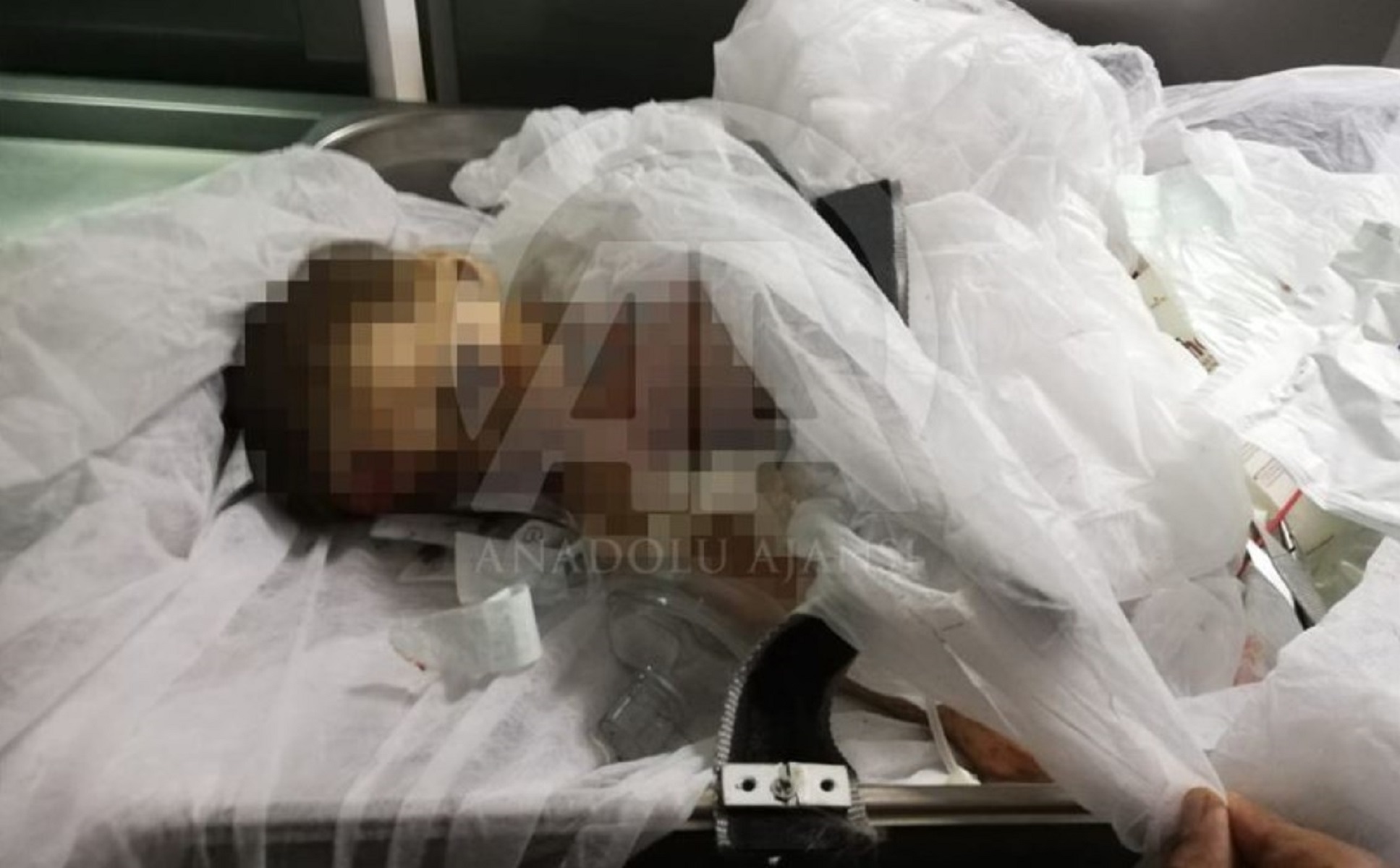 Τουρκία: Ένα μωρό και ένα κοριτσάκι νεκρά από τα πυρά των Κούρδων – Προσοχή σκληρές εικόνες