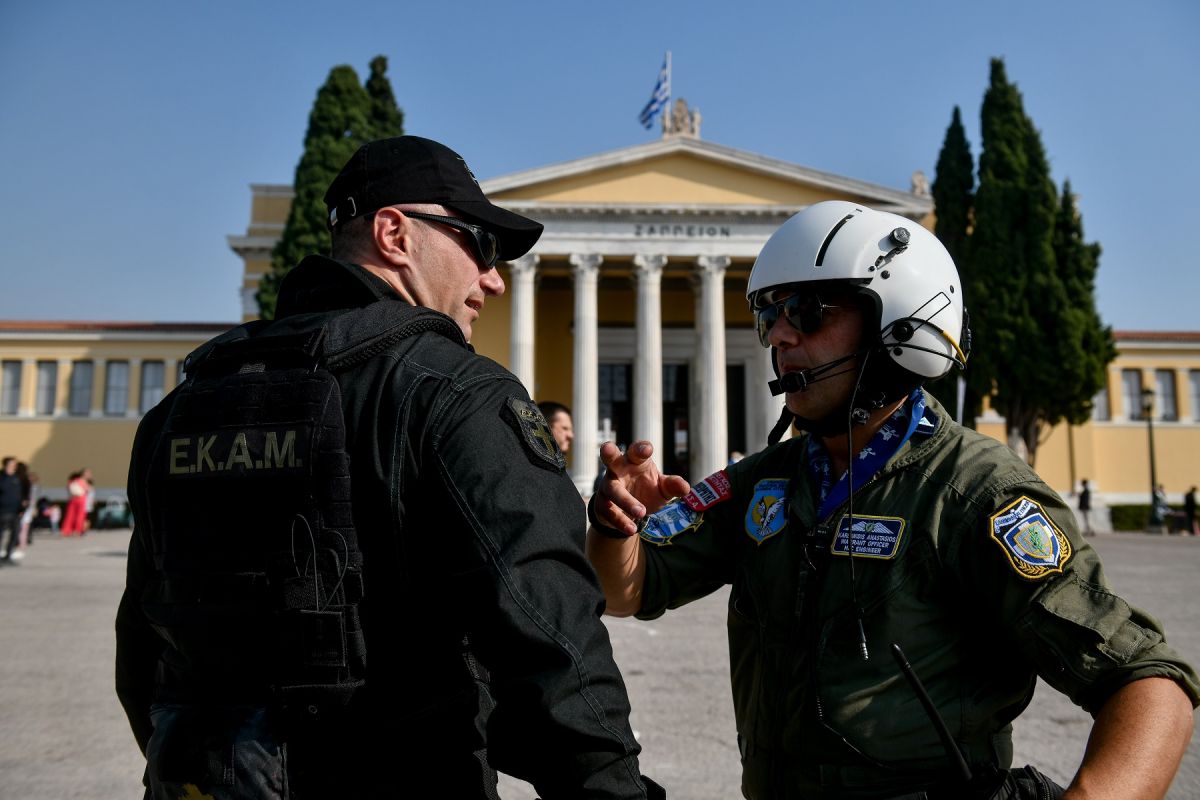 Με επιδείξεις της ΕΚΑΜ, έκθεση αντικειμένων και πλήθος κόσμου γιορτάστηκε η Ημέρα της Αστυνομίας