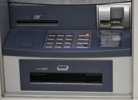 Alpha Bank: Τι απαντάει η τράπεζα για τα μαζικά sms Alpha Bank: Τι απαντάει η τράπεζα για τα μαζικά sms