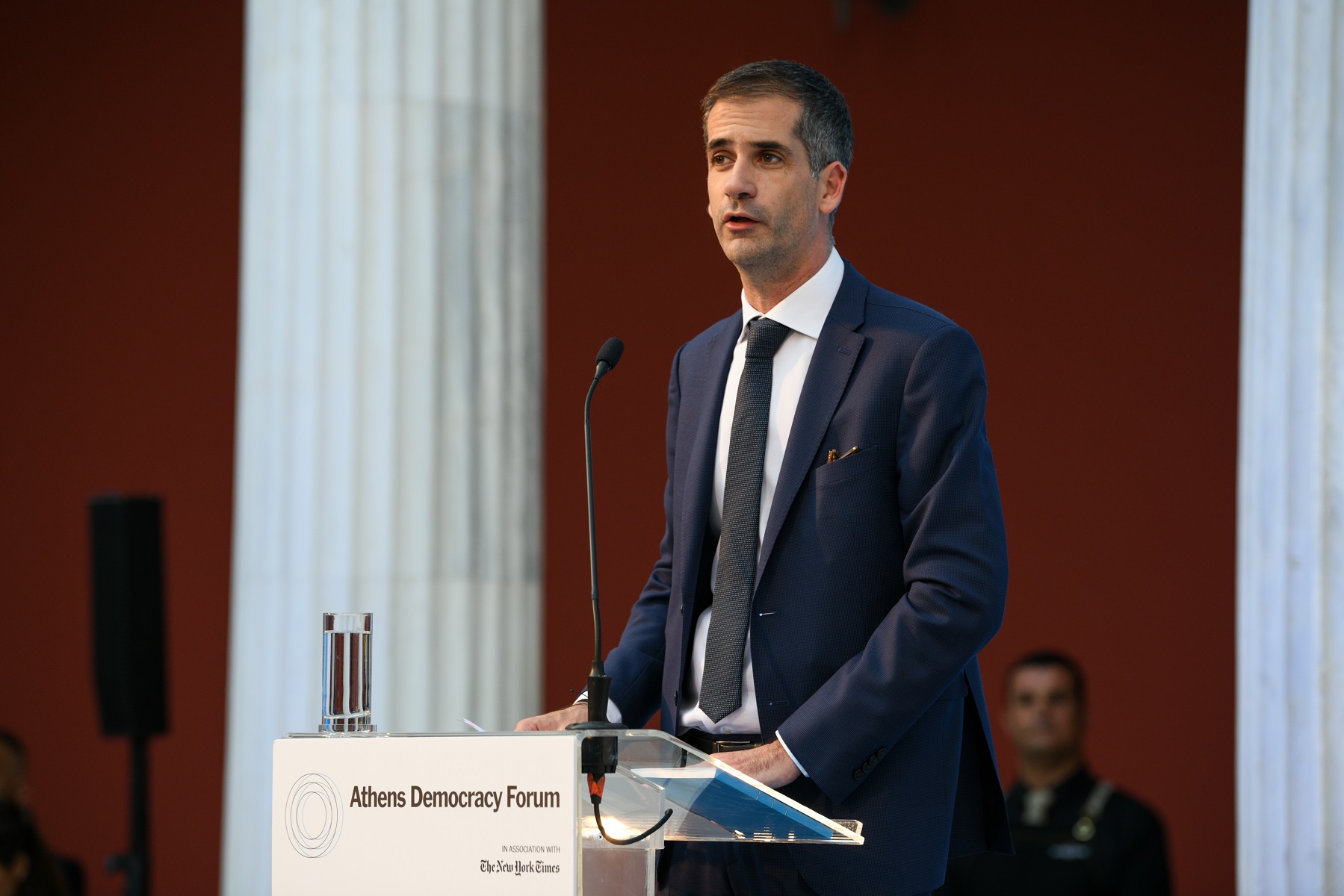Κώστας Μπακογιάννης κορωνοϊός: «Φέτος θα κάνω Πάσχα στο μπαλκόνι μου»
