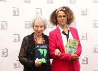 Man Booker Prize 2019: Η Μάργκαρετ Άτγουντ και η Μπερναρντίν Εβαρίστο μοιράστηκαν το βραβείο