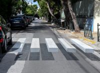 Οι πρώτες 3D διαβάσεις πεζών στην Αθήνα – Δείτε τις σε δρόμο στο Χαλάνδρι (pics)