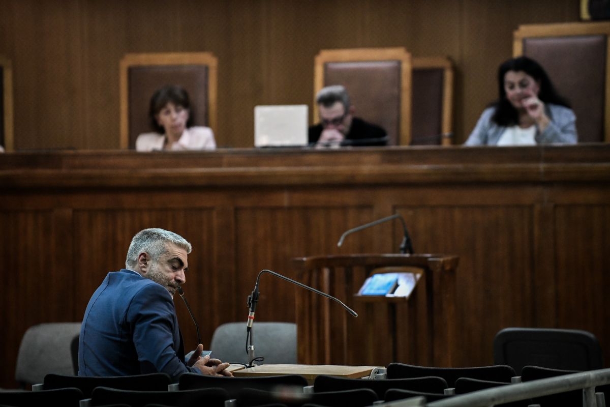Μάγδα Φύσσα σε πρώην βουλευτή της Χρυσής Αυγής: Γιατί σκοτώσατε το παιδί μου;