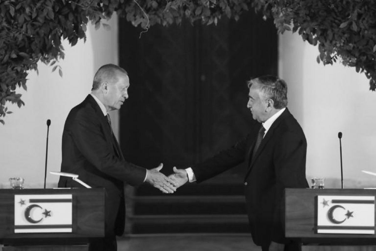 Ρετζέπ Ταγίπ Ερντογάν: Έξαλλος με τον Μουσταφά Ακιντζί για τη Συρία